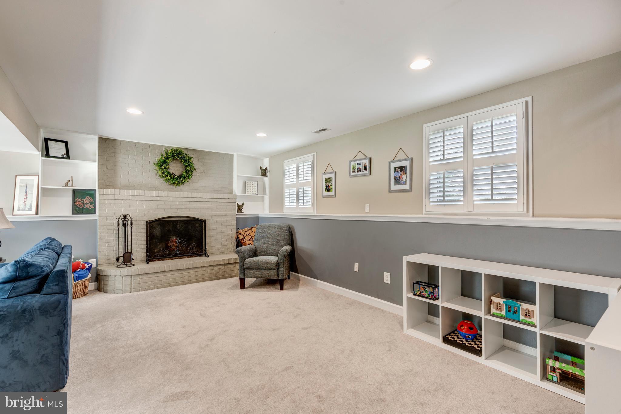 CARROLLTOWNE - Residential