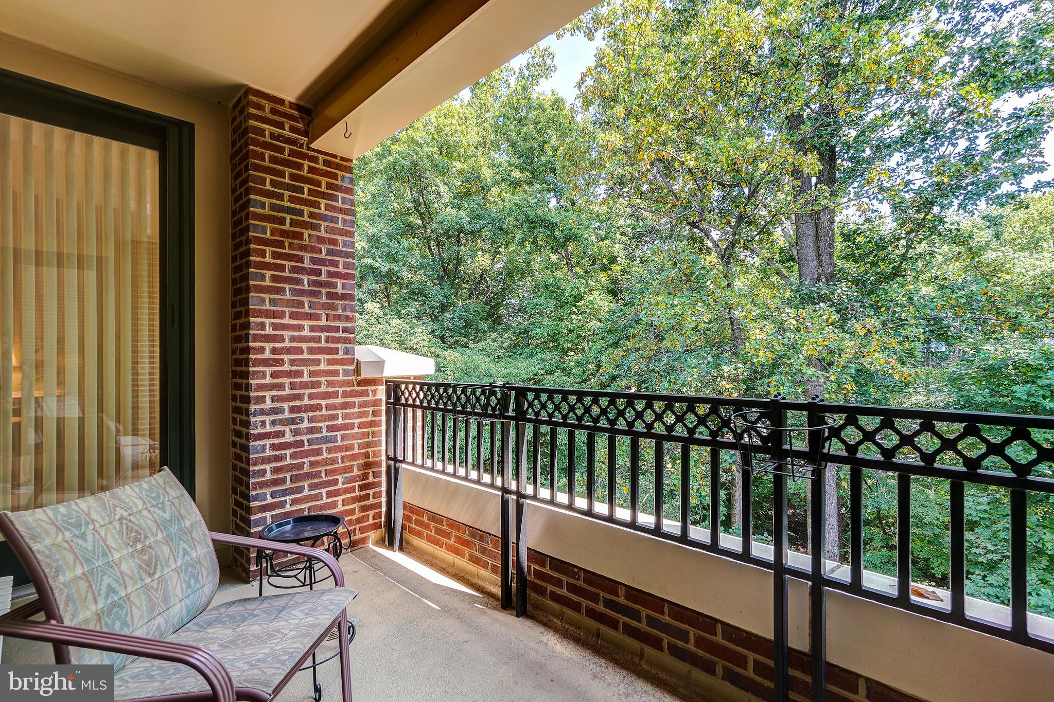 STRATHMORR PARK AT GROSVENOR - Residential