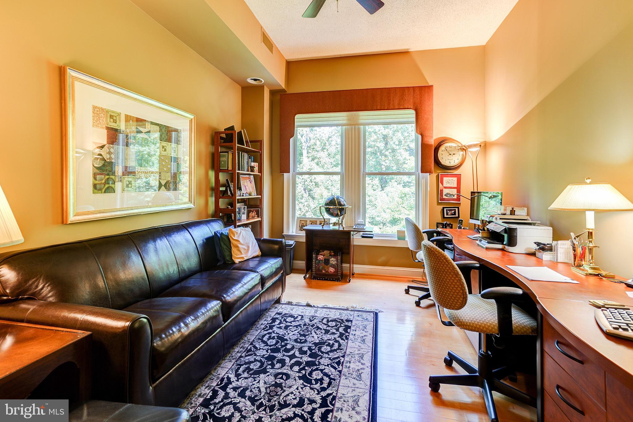 STRATHMORR PARK AT GROSVENOR - Residential