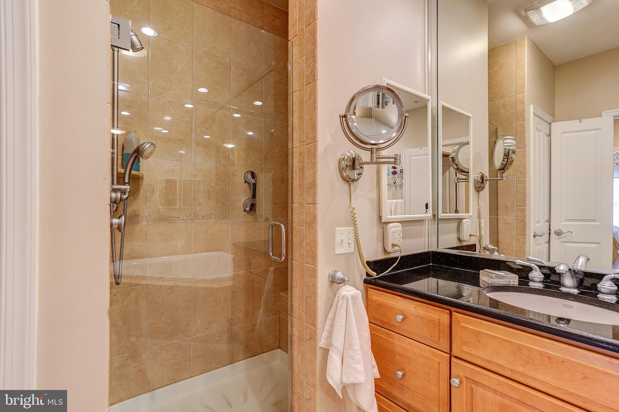 STRATHMORR PARK AT GROSVENOR - Residential