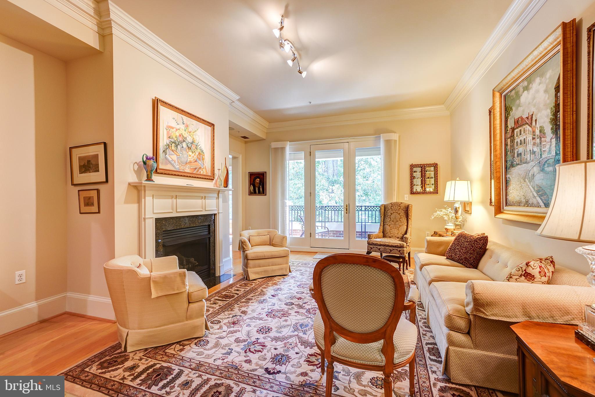 STRATHMORR PARK AT GROSVENOR - Residential