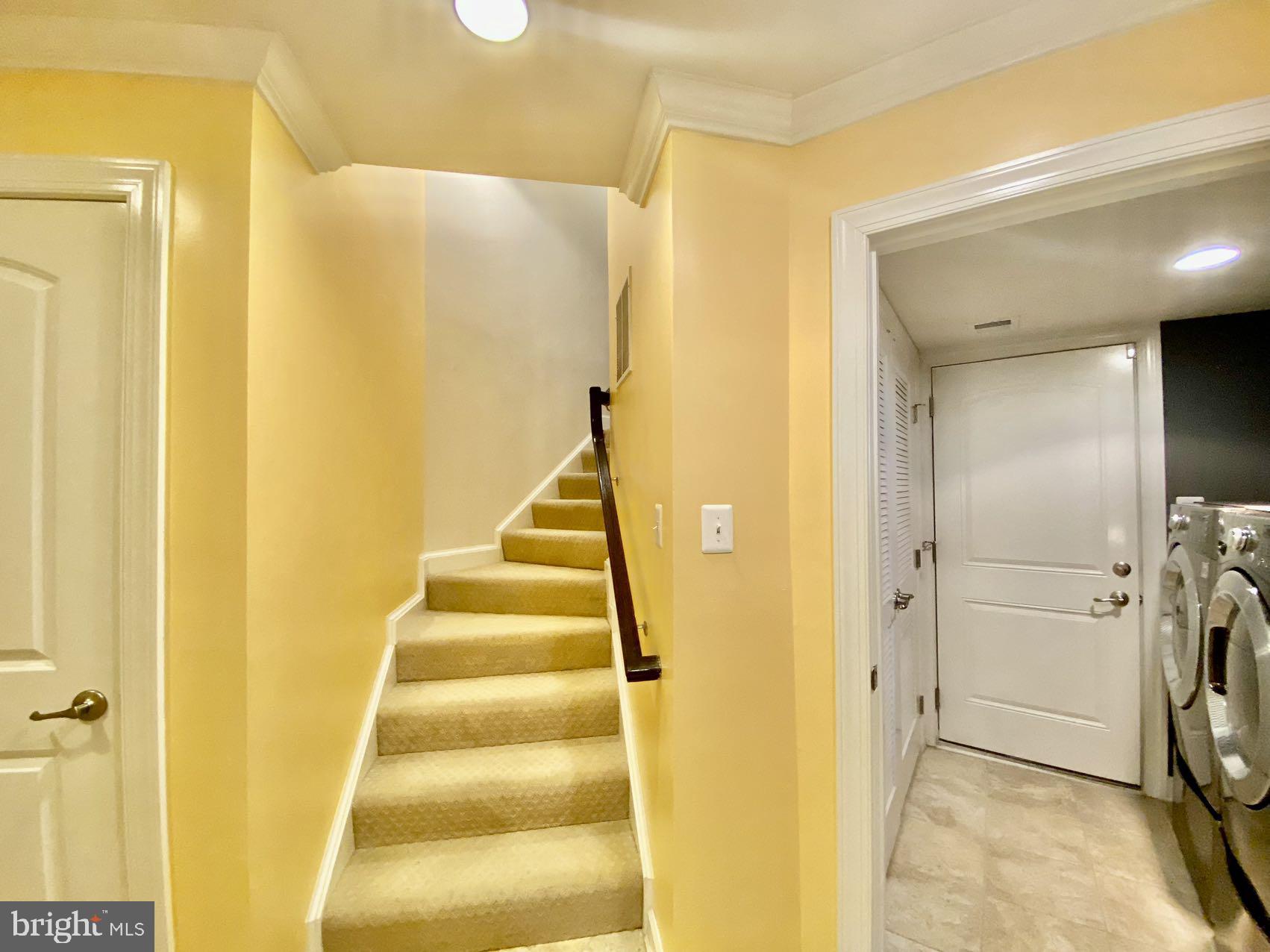 WATKINS MILL TOWN CENTER - Residential Lease