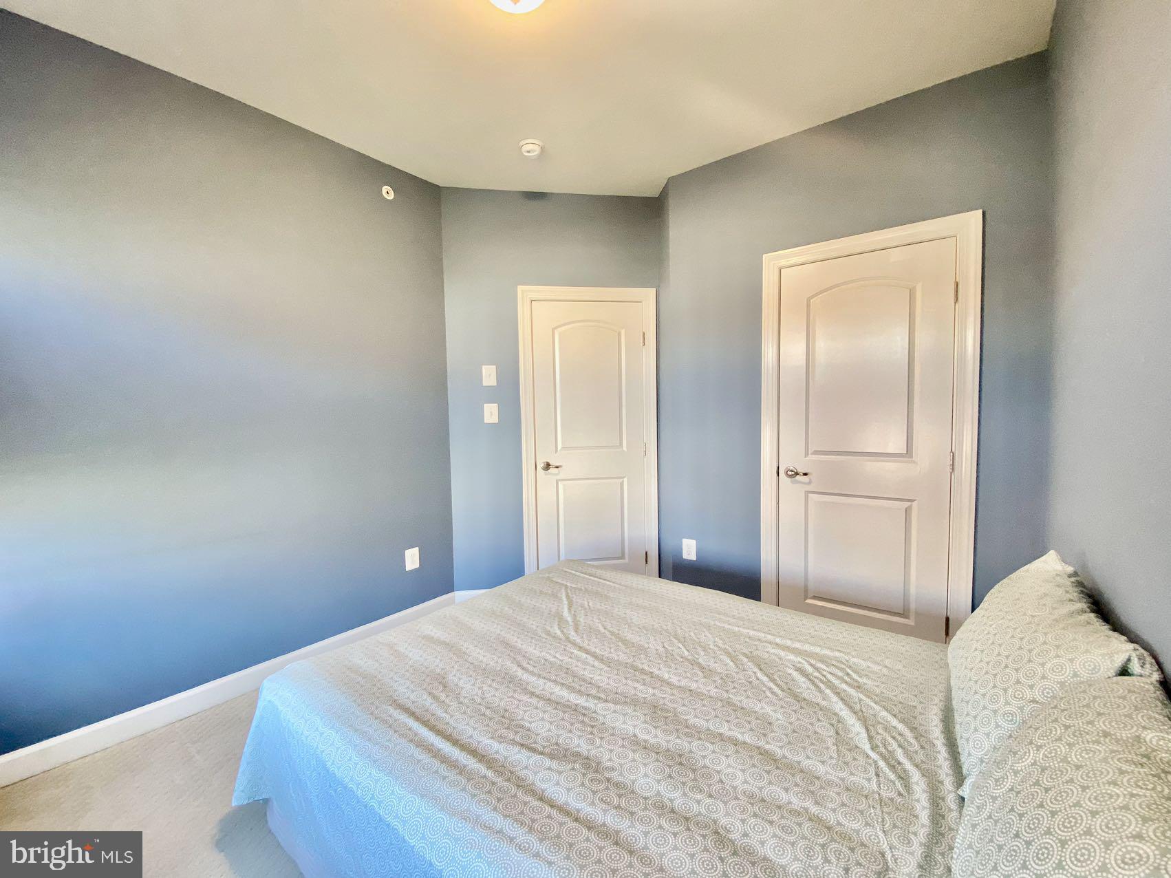 WATKINS MILL TOWN CENTER - Residential Lease