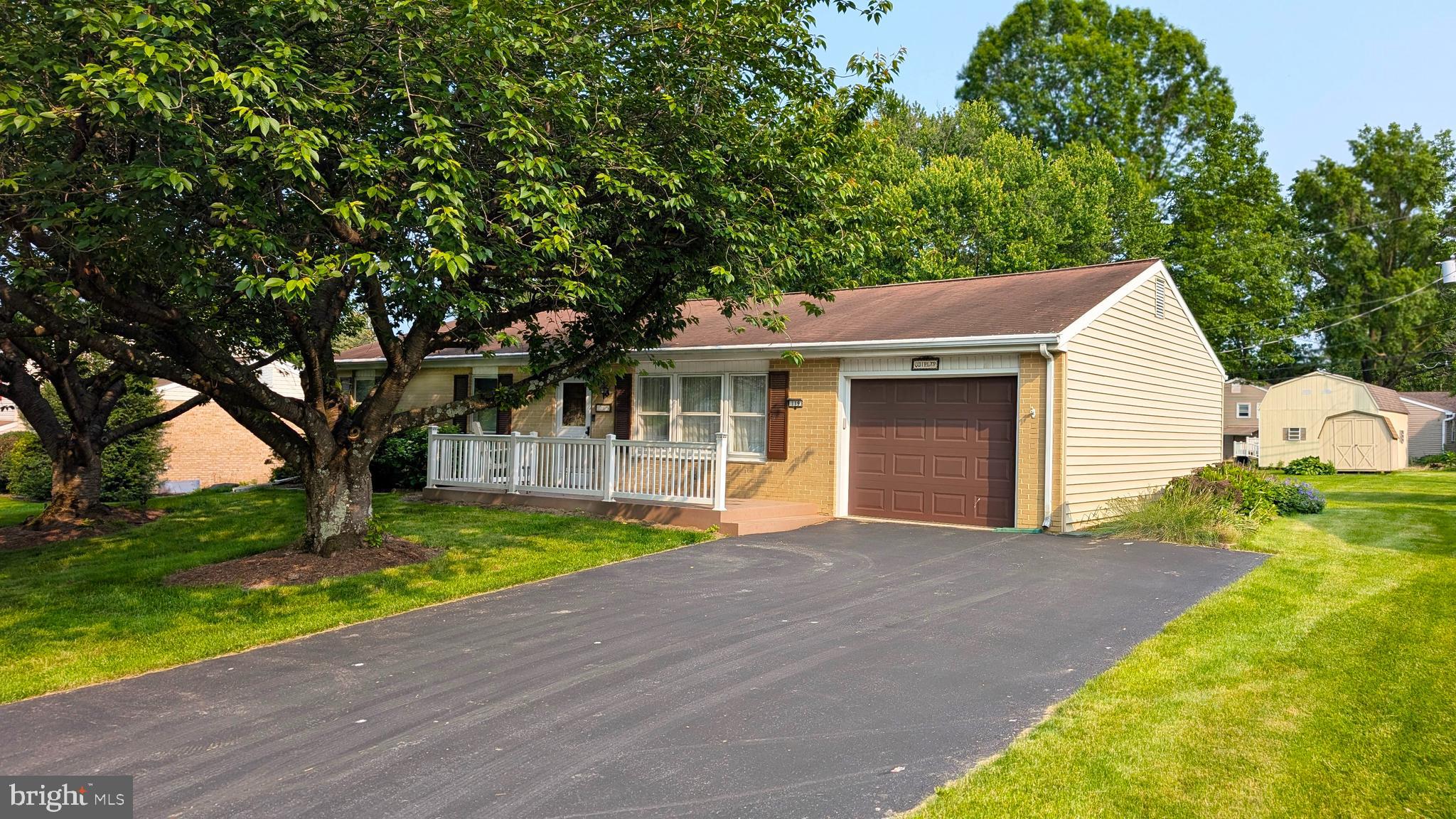 119 HOLLY DRIVE