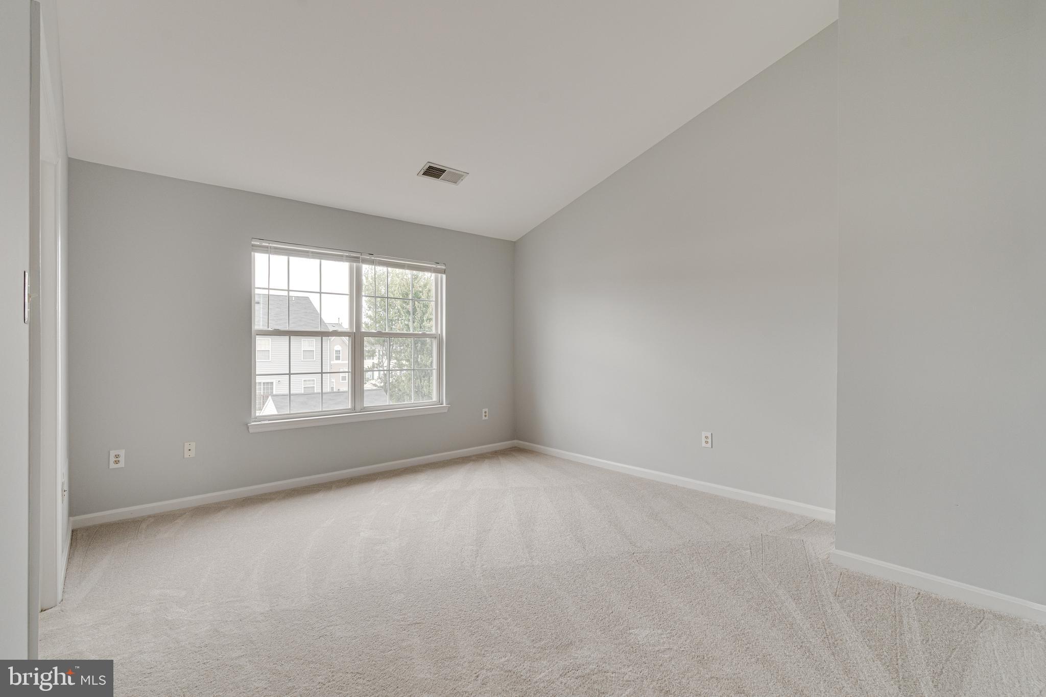 GROVEWOOD - Residential Lease