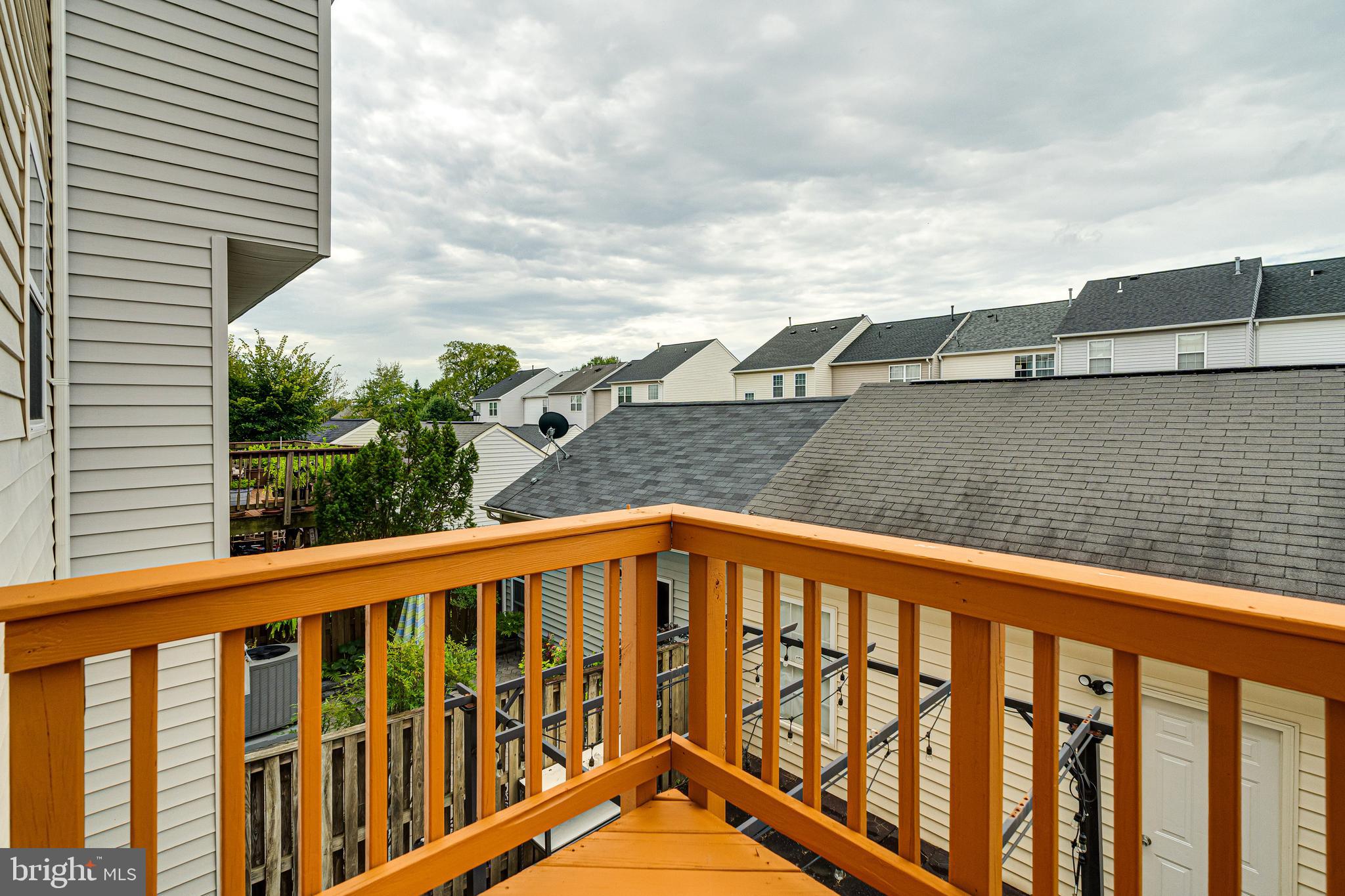 GROVEWOOD - Residential Lease