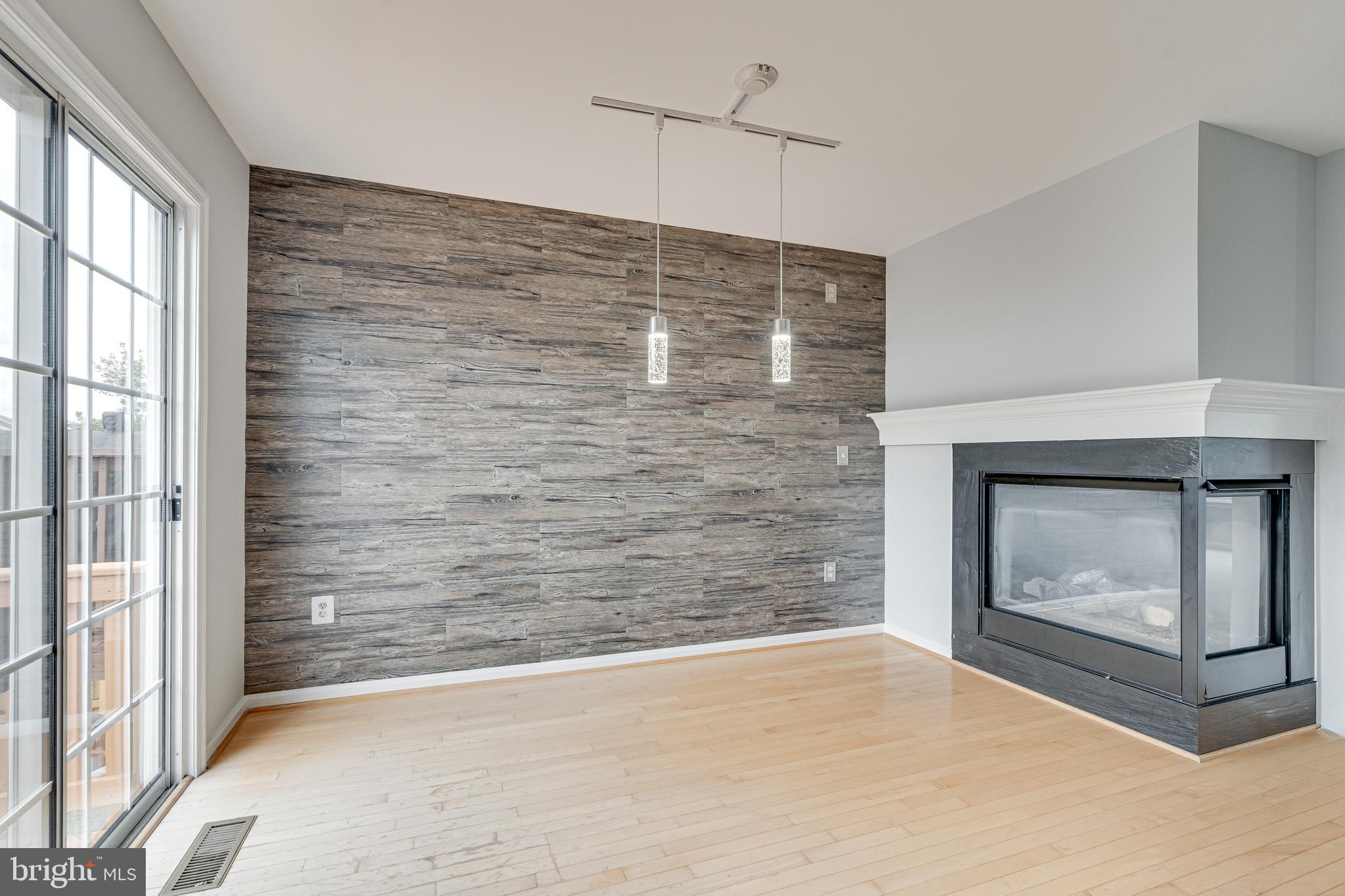 GROVEWOOD - Residential Lease