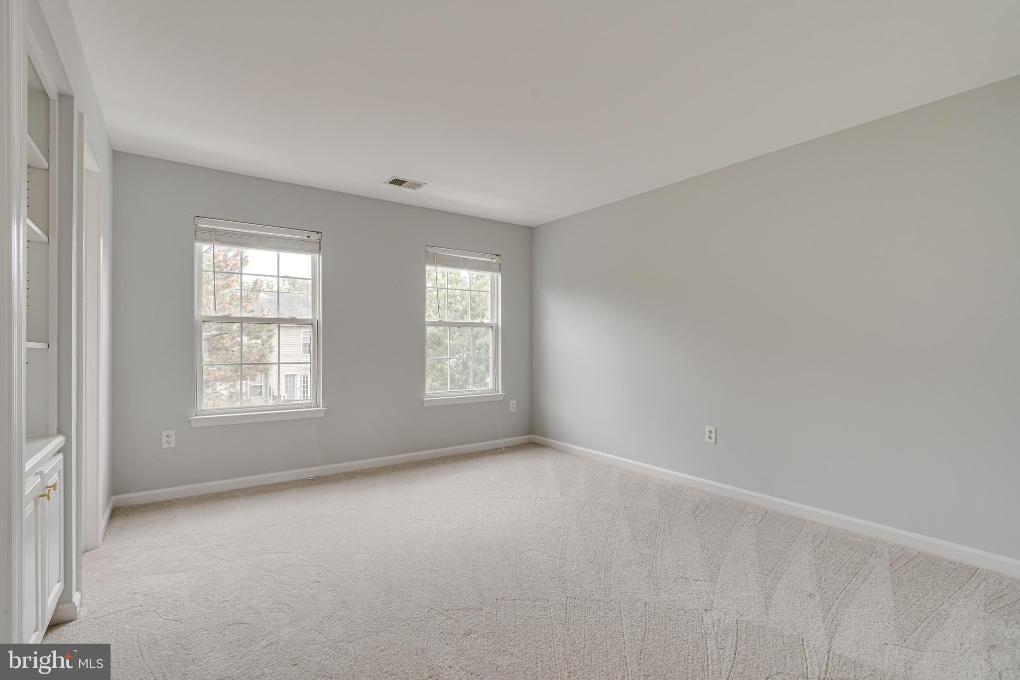 GROVEWOOD - Residential Lease