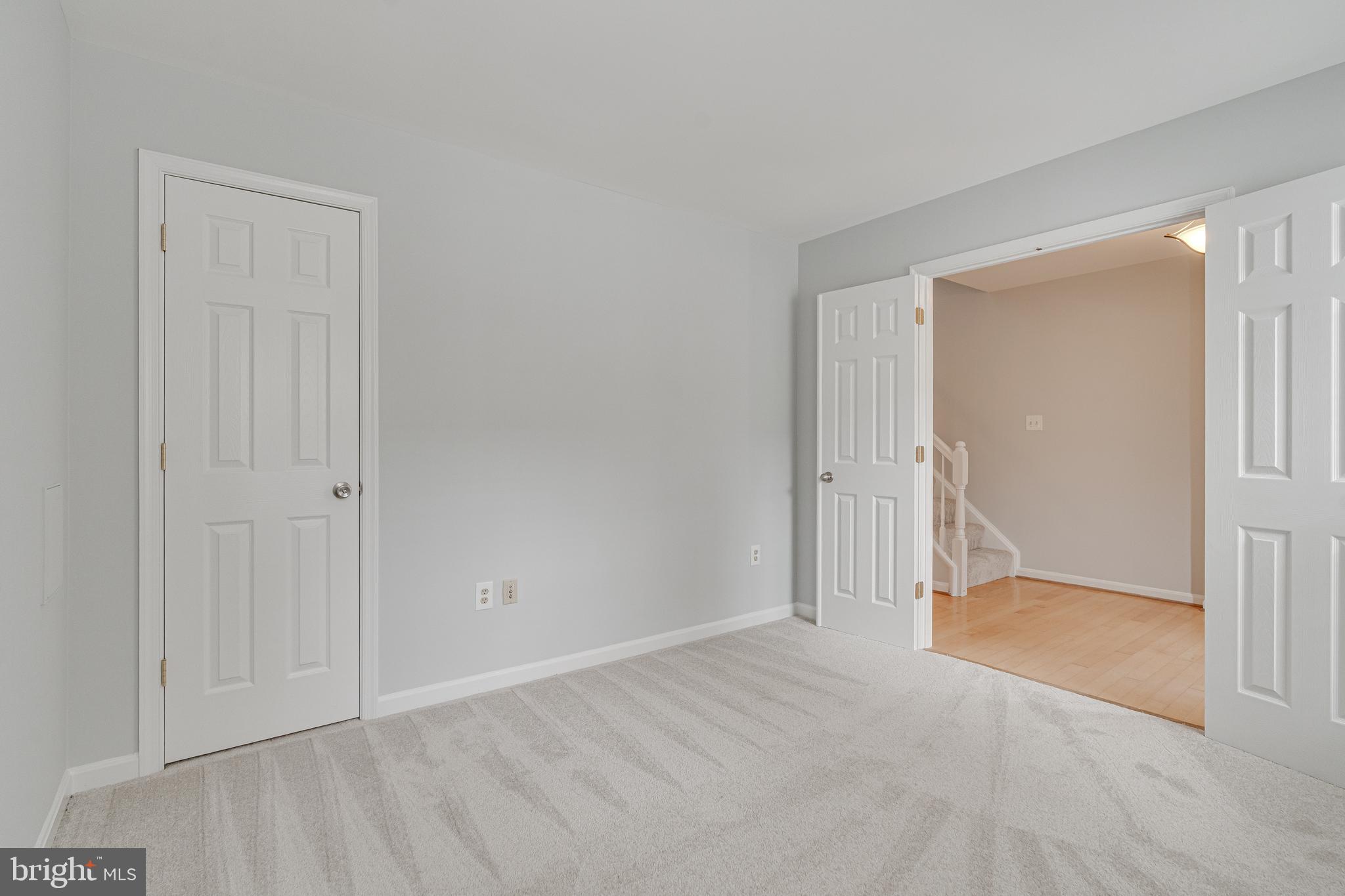 GROVEWOOD - Residential Lease