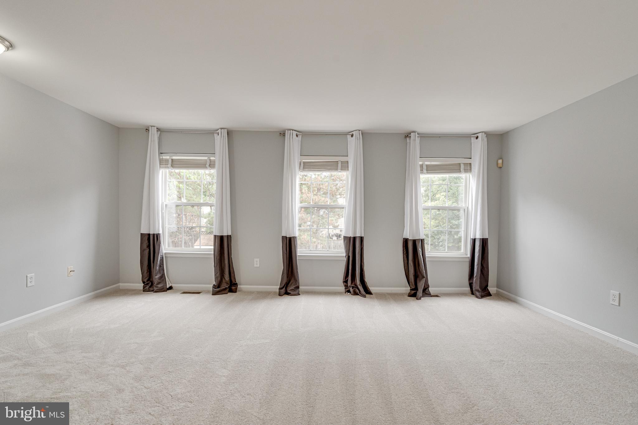 GROVEWOOD - Residential Lease