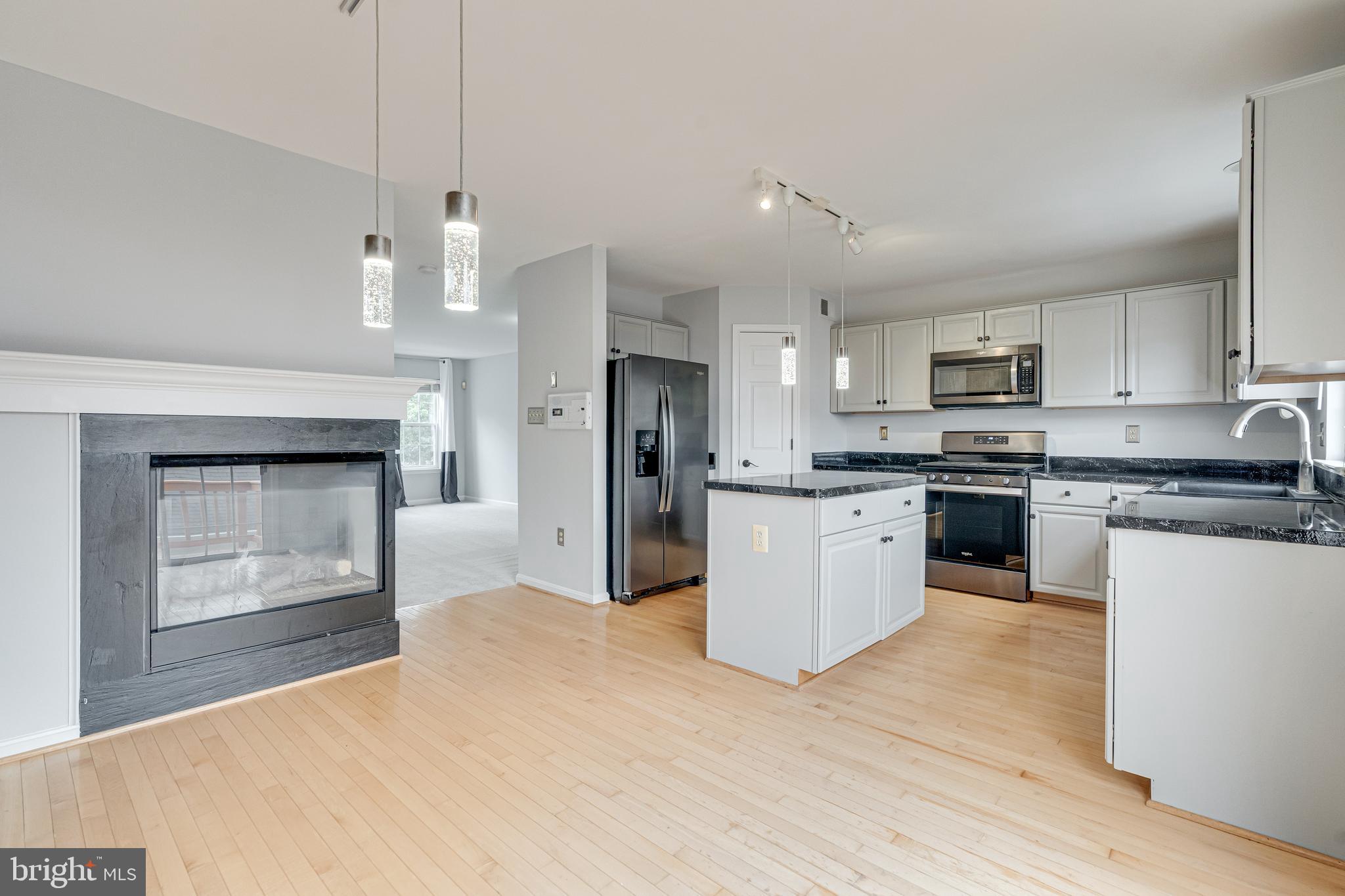 GROVEWOOD - Residential Lease