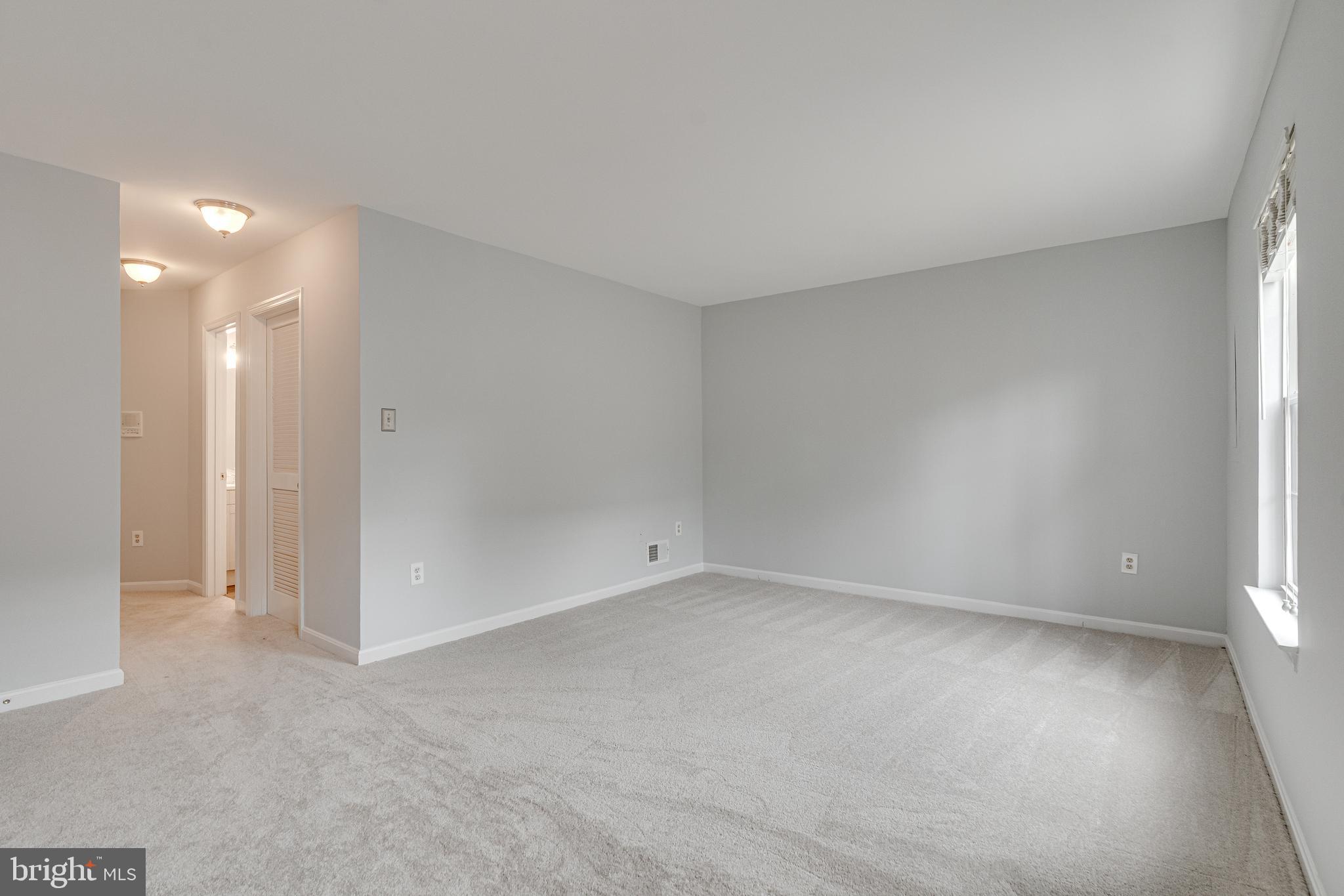 GROVEWOOD - Residential Lease