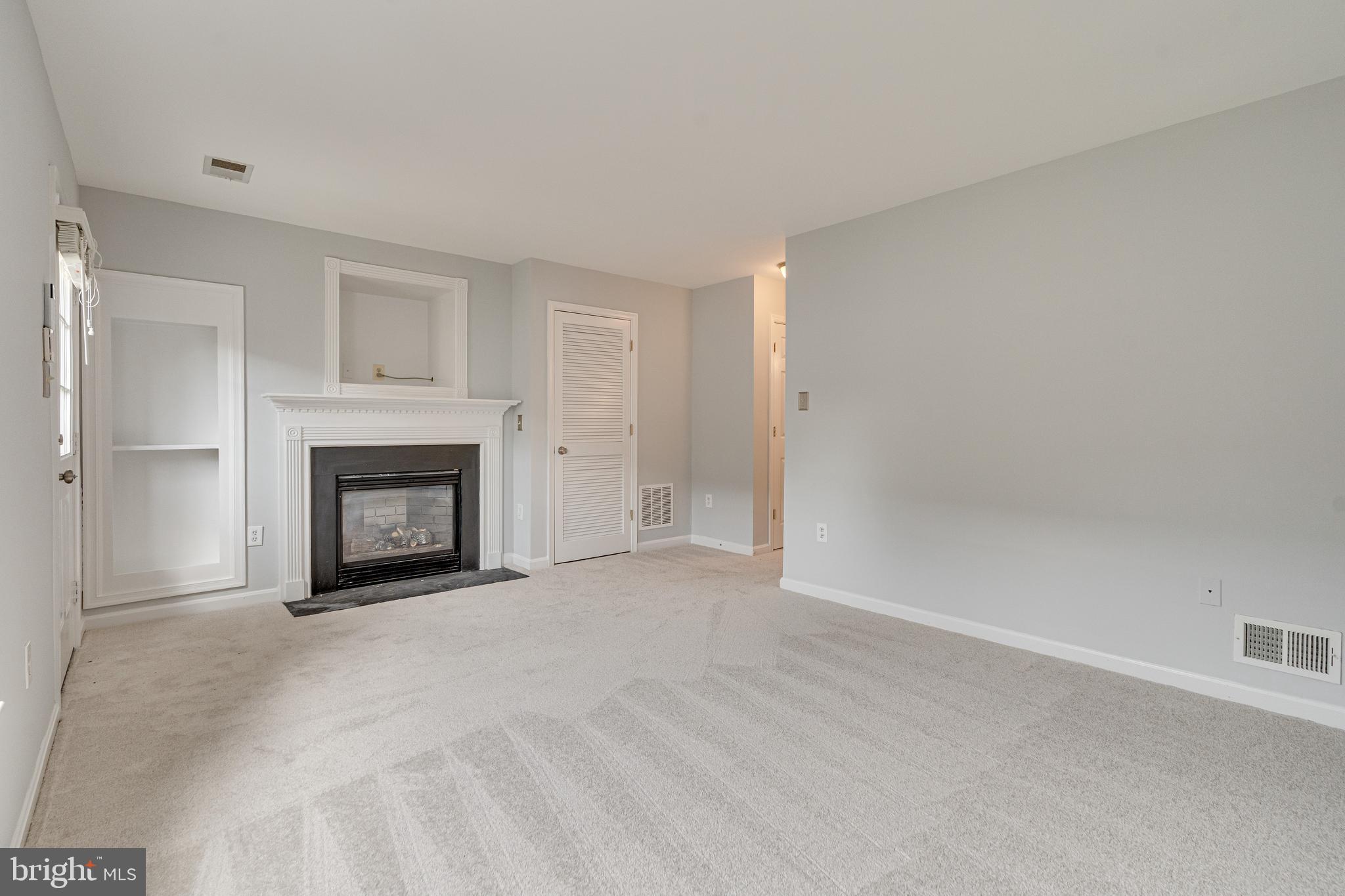 GROVEWOOD - Residential Lease