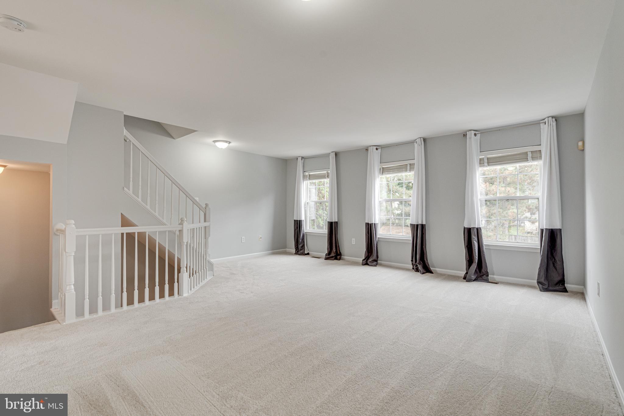 GROVEWOOD - Residential Lease