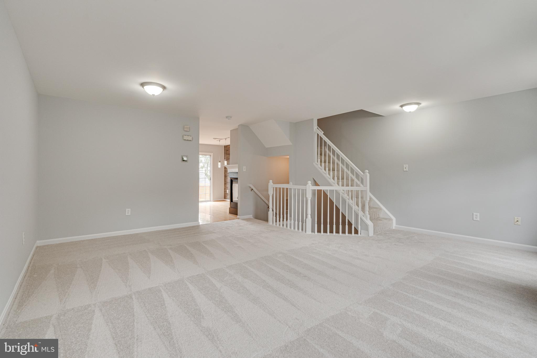 GROVEWOOD - Residential Lease