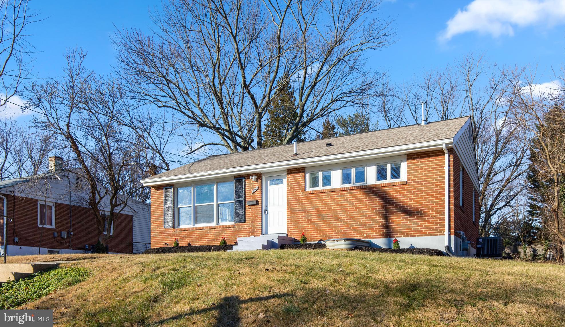 VIRGINIA HILLS - Residential