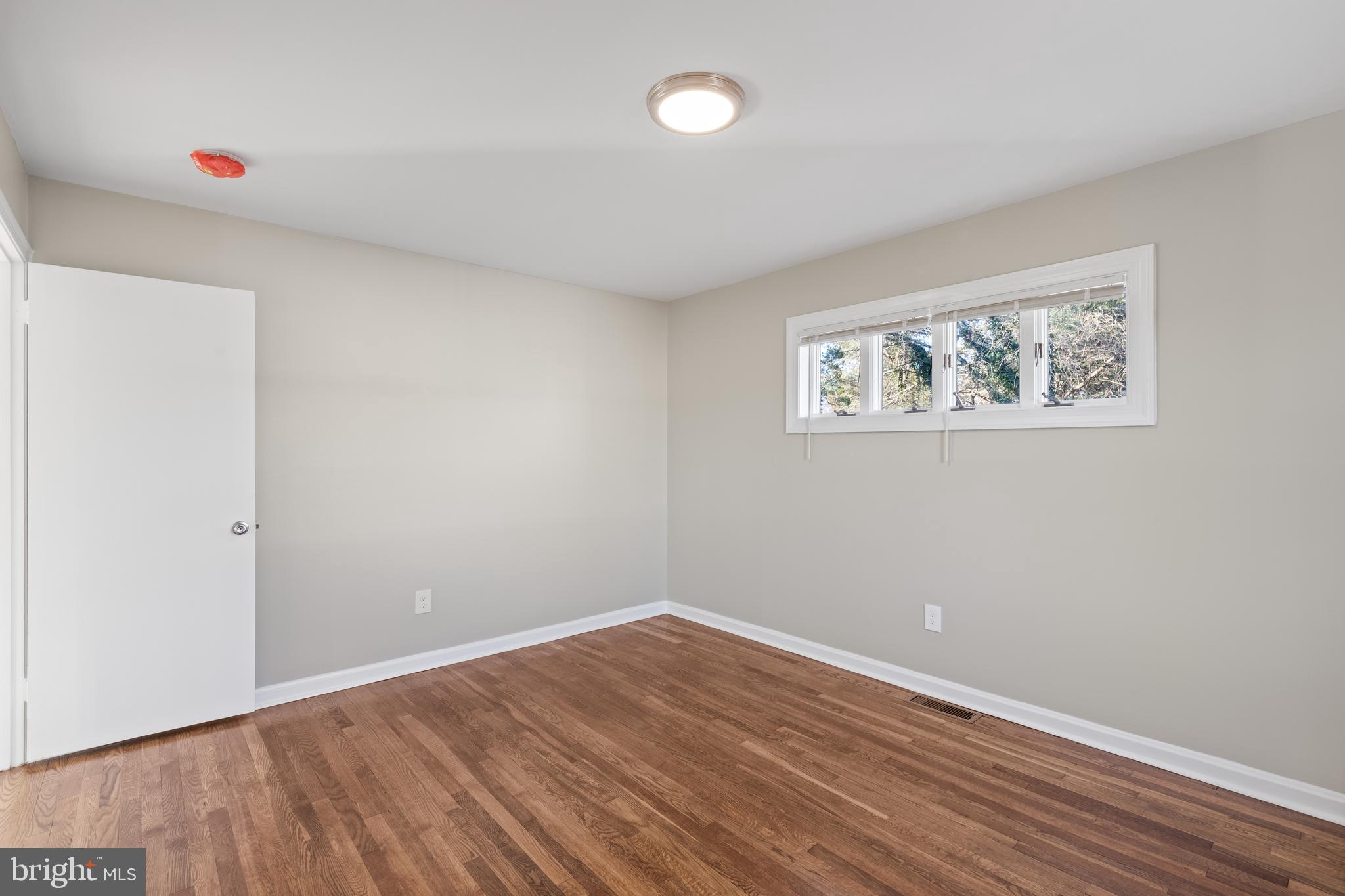 VIRGINIA HILLS - Residential