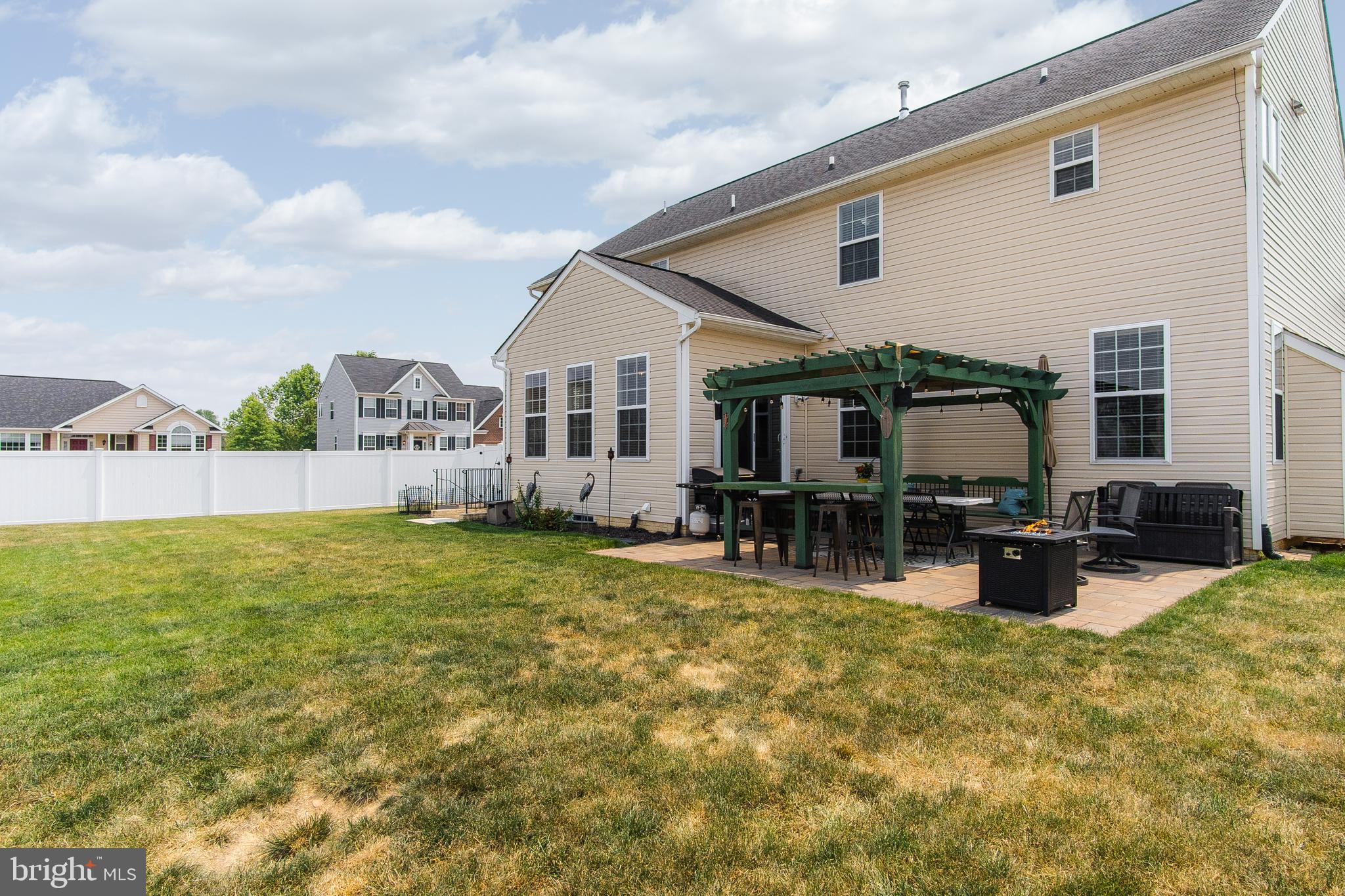 MAPLE VALLEY ESTATES - Residential