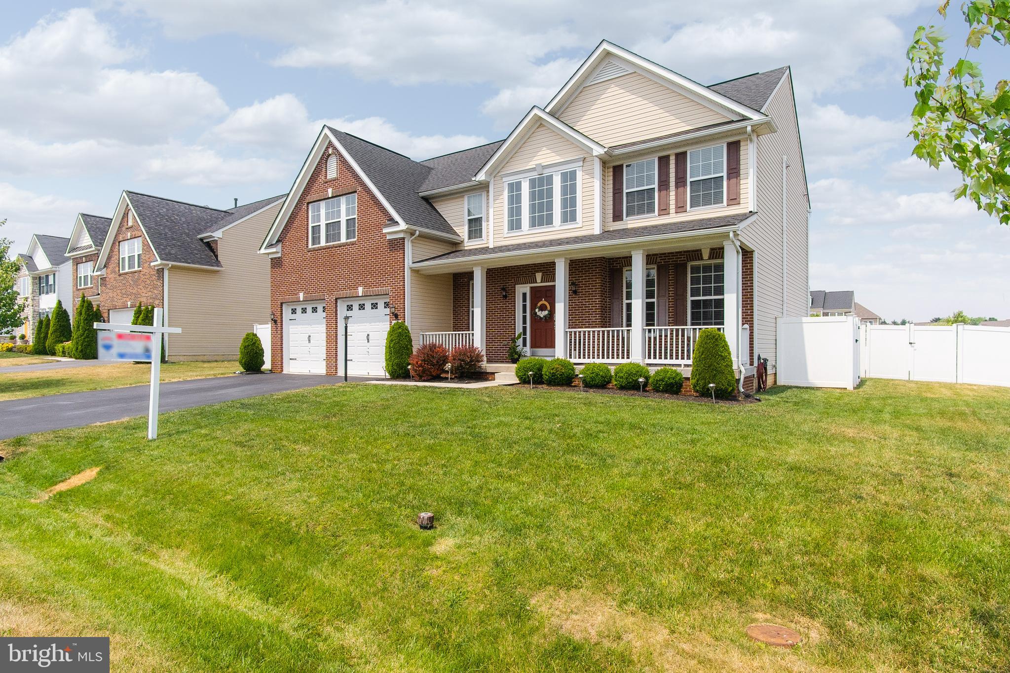 MAPLE VALLEY ESTATES - Residential