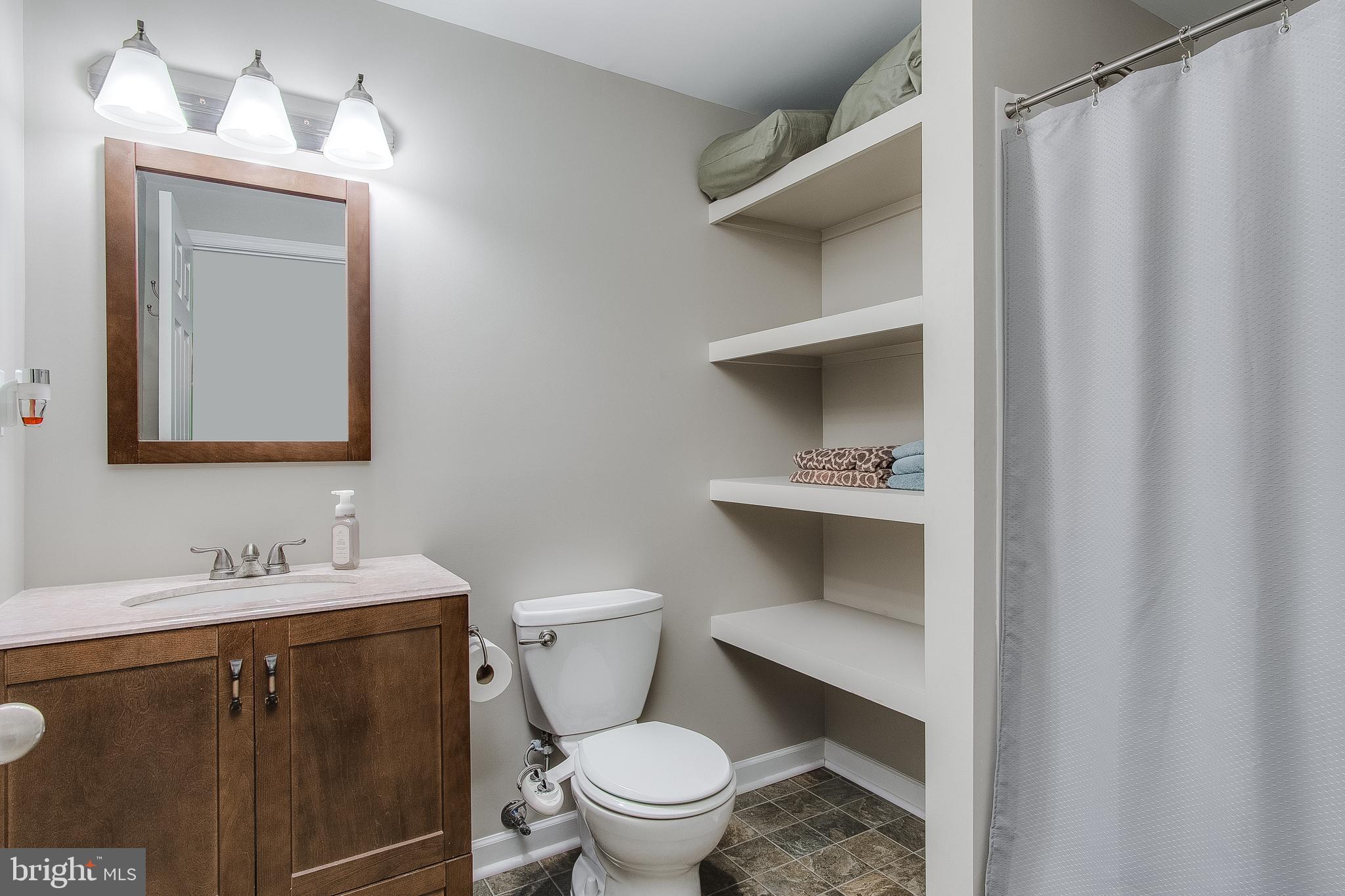 MAPLE VALLEY ESTATES - Residential