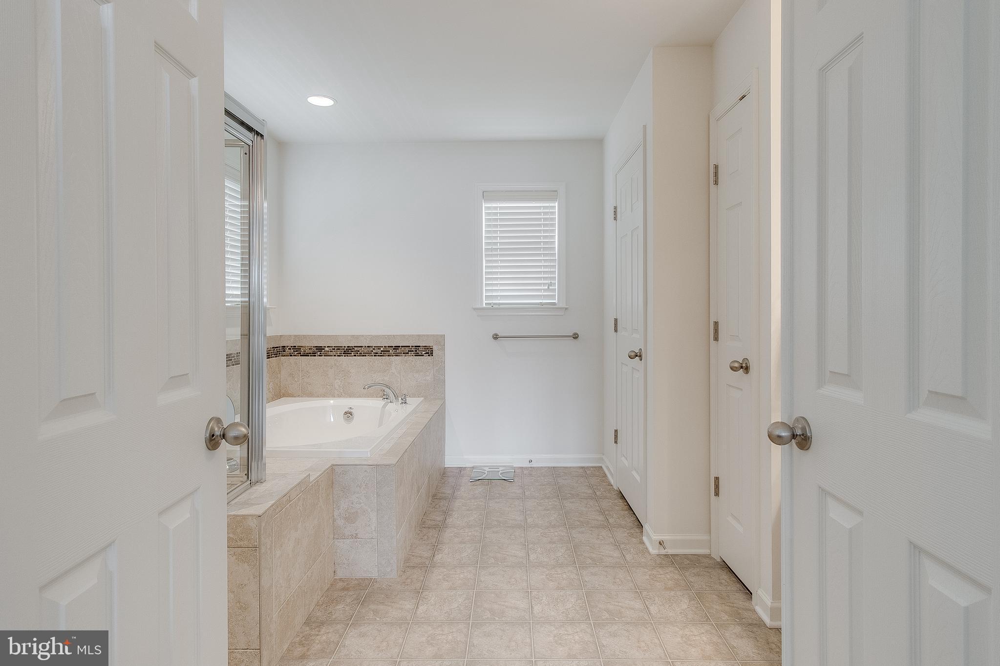 MAPLE VALLEY ESTATES - Residential