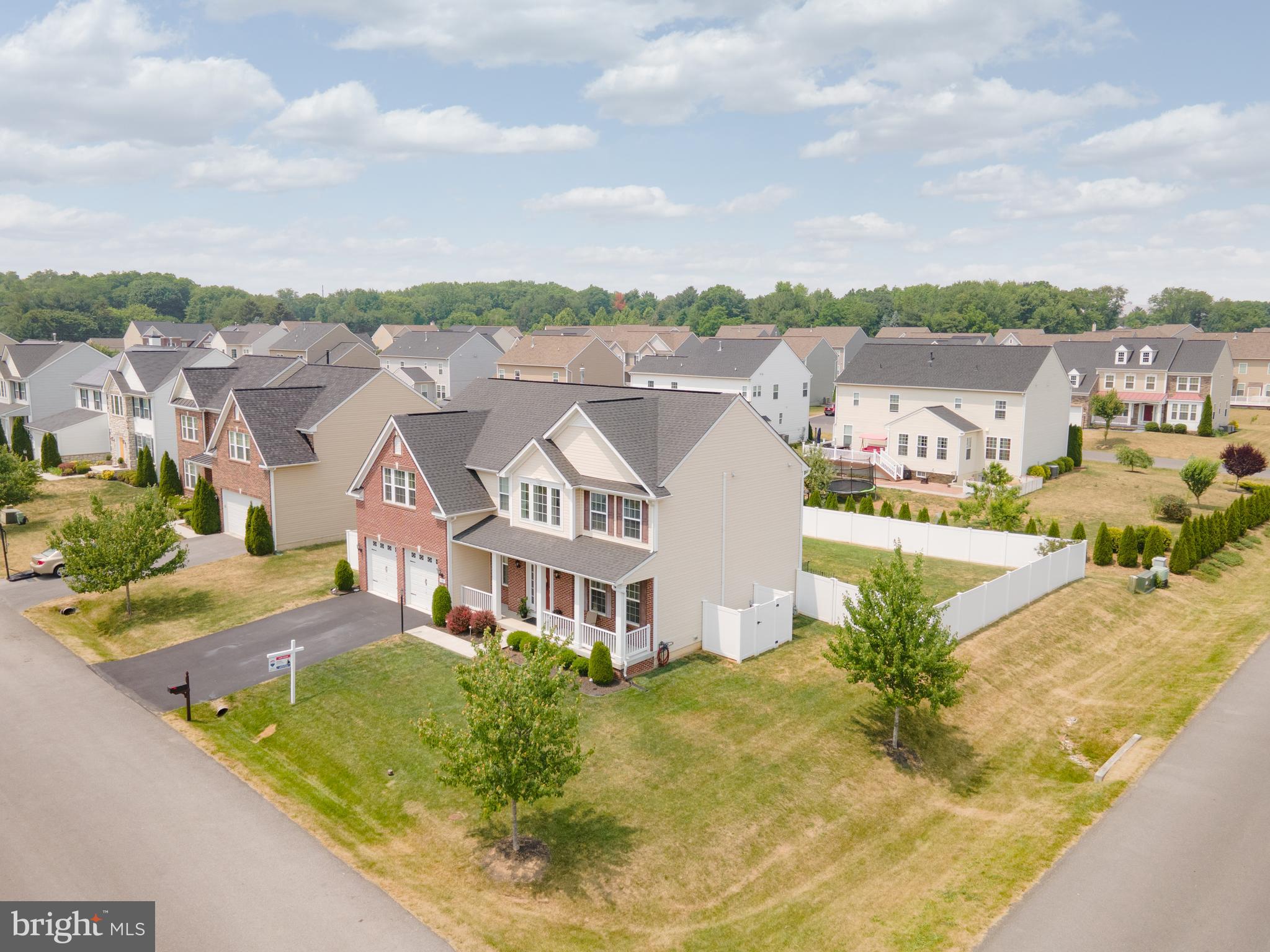 MAPLE VALLEY ESTATES - Residential