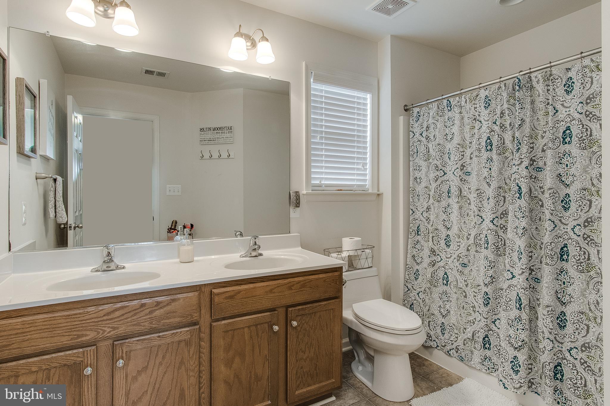 MAPLE VALLEY ESTATES - Residential