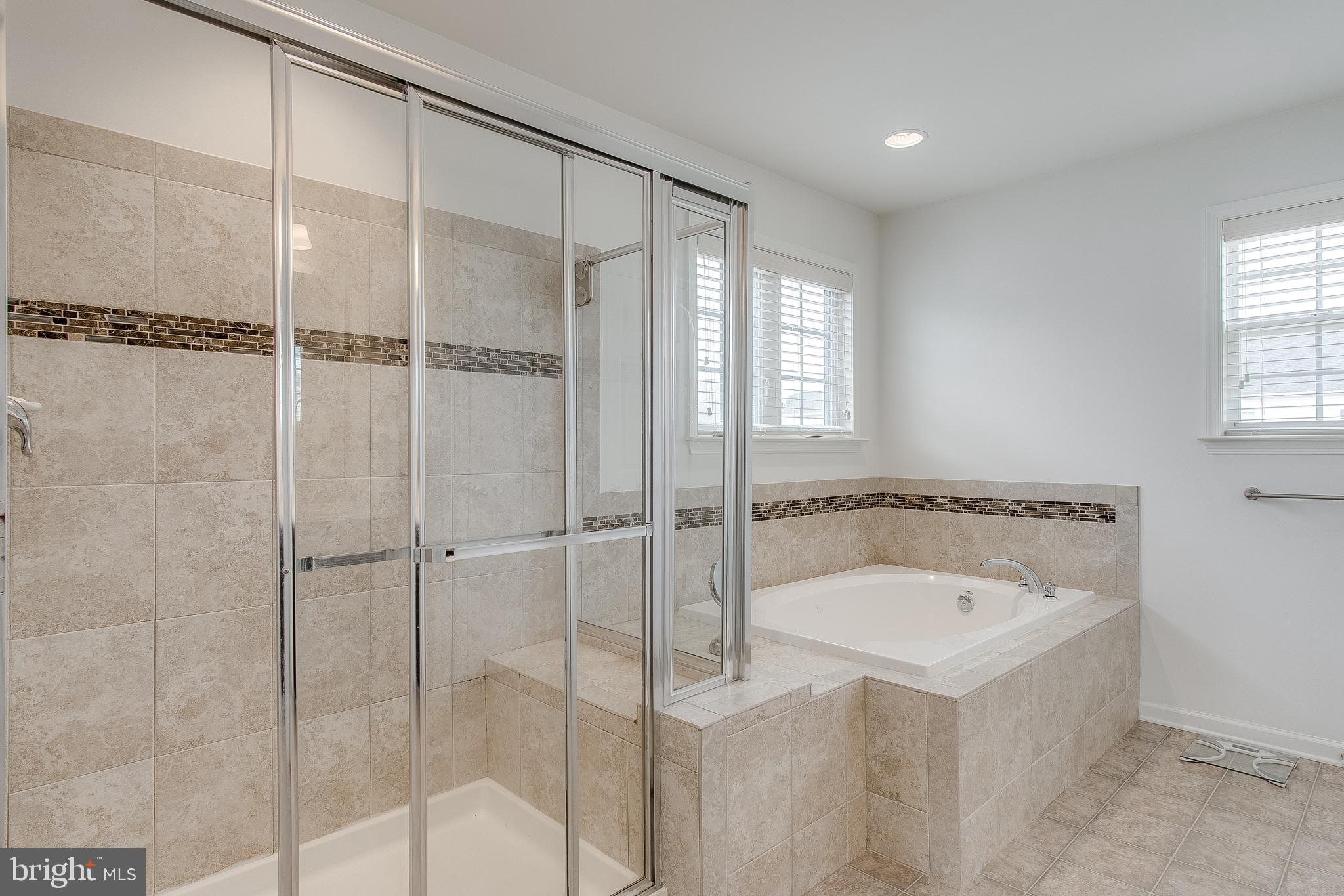 MAPLE VALLEY ESTATES - Residential