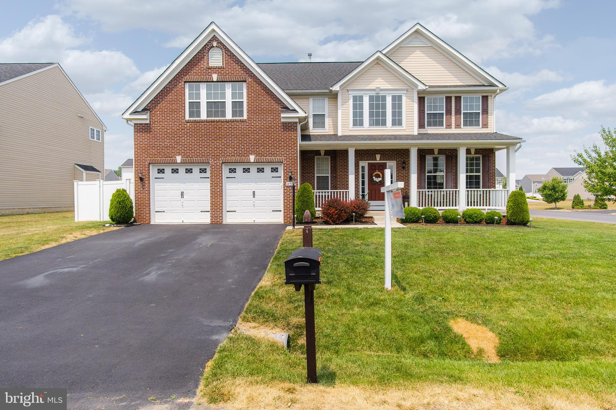 MAPLE VALLEY ESTATES - Residential