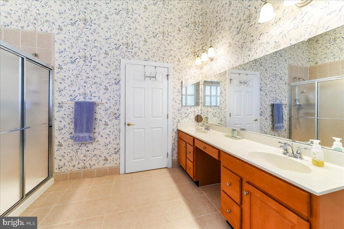 CANDLEWYCK - Residential