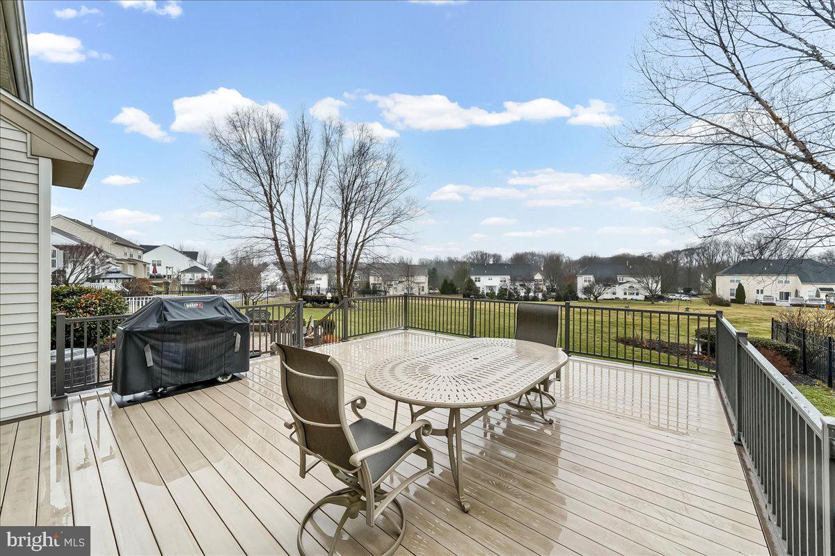 CANDLEWYCK - Residential