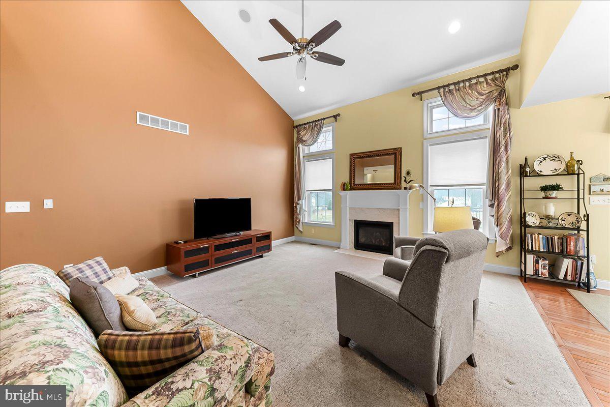 CANDLEWYCK - Residential