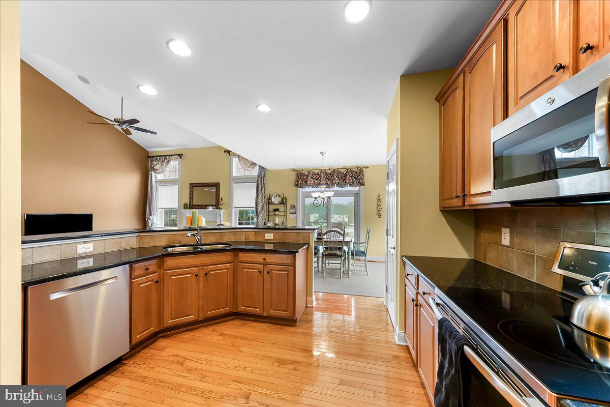 CANDLEWYCK - Residential