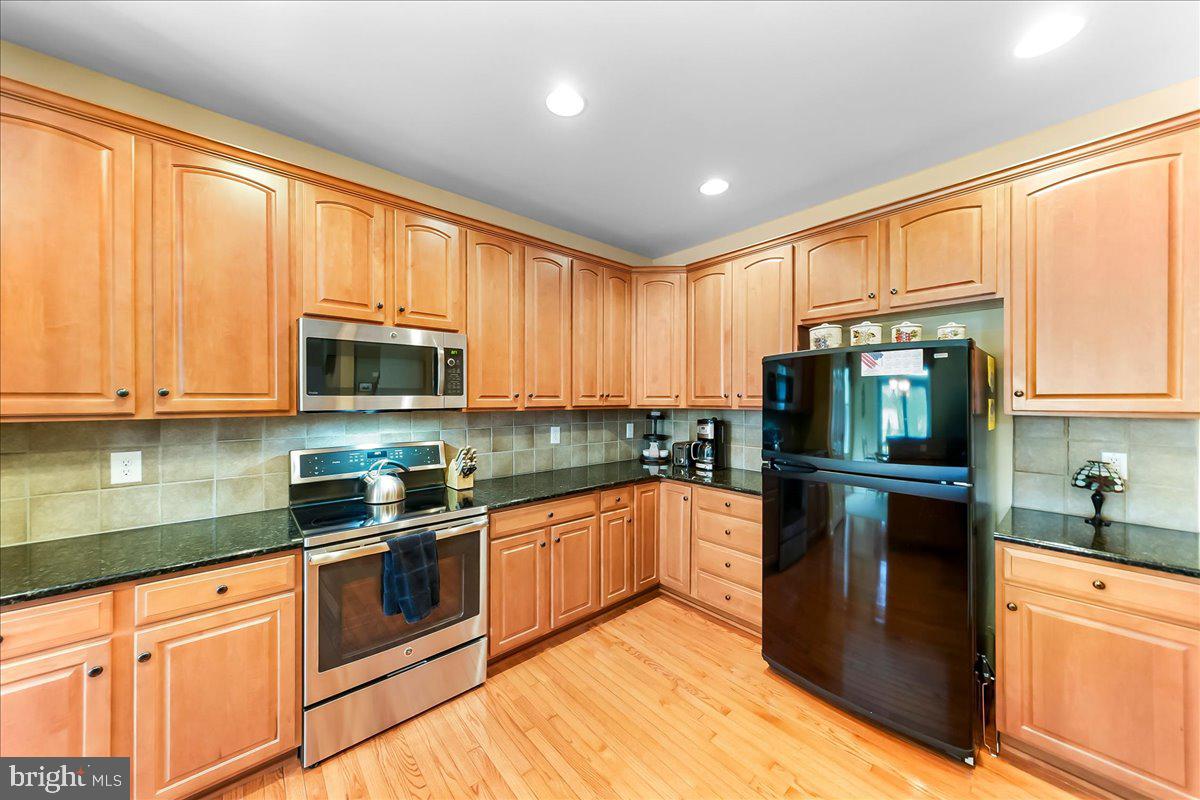 CANDLEWYCK - Residential