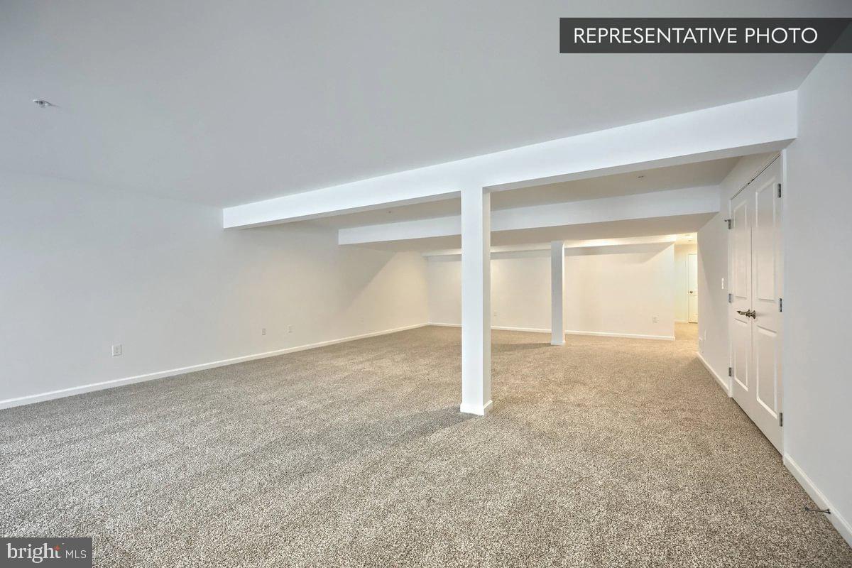 ELIZABETH VILLAGE - Residential