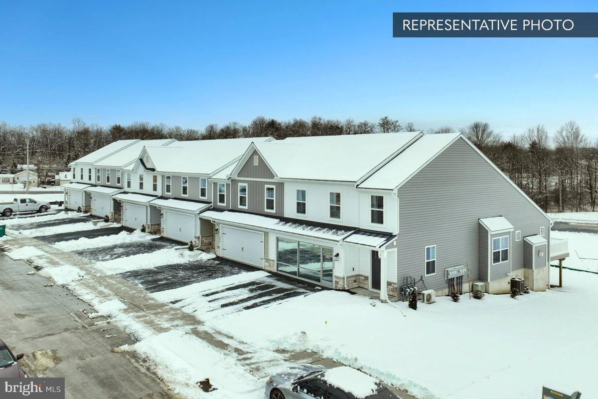 1015 ASHLEIGH LANE LOT 1703