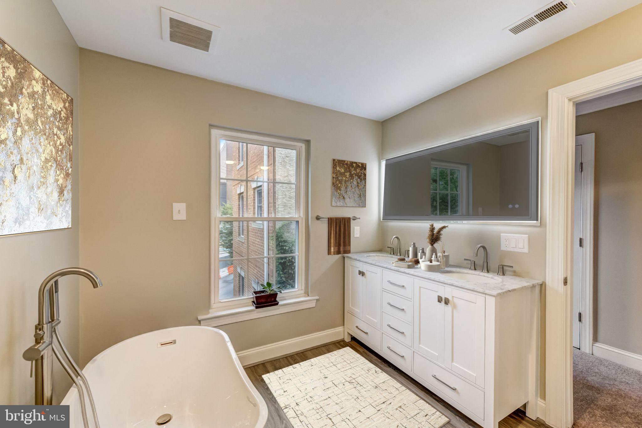 FITLER SQUARE - Residential