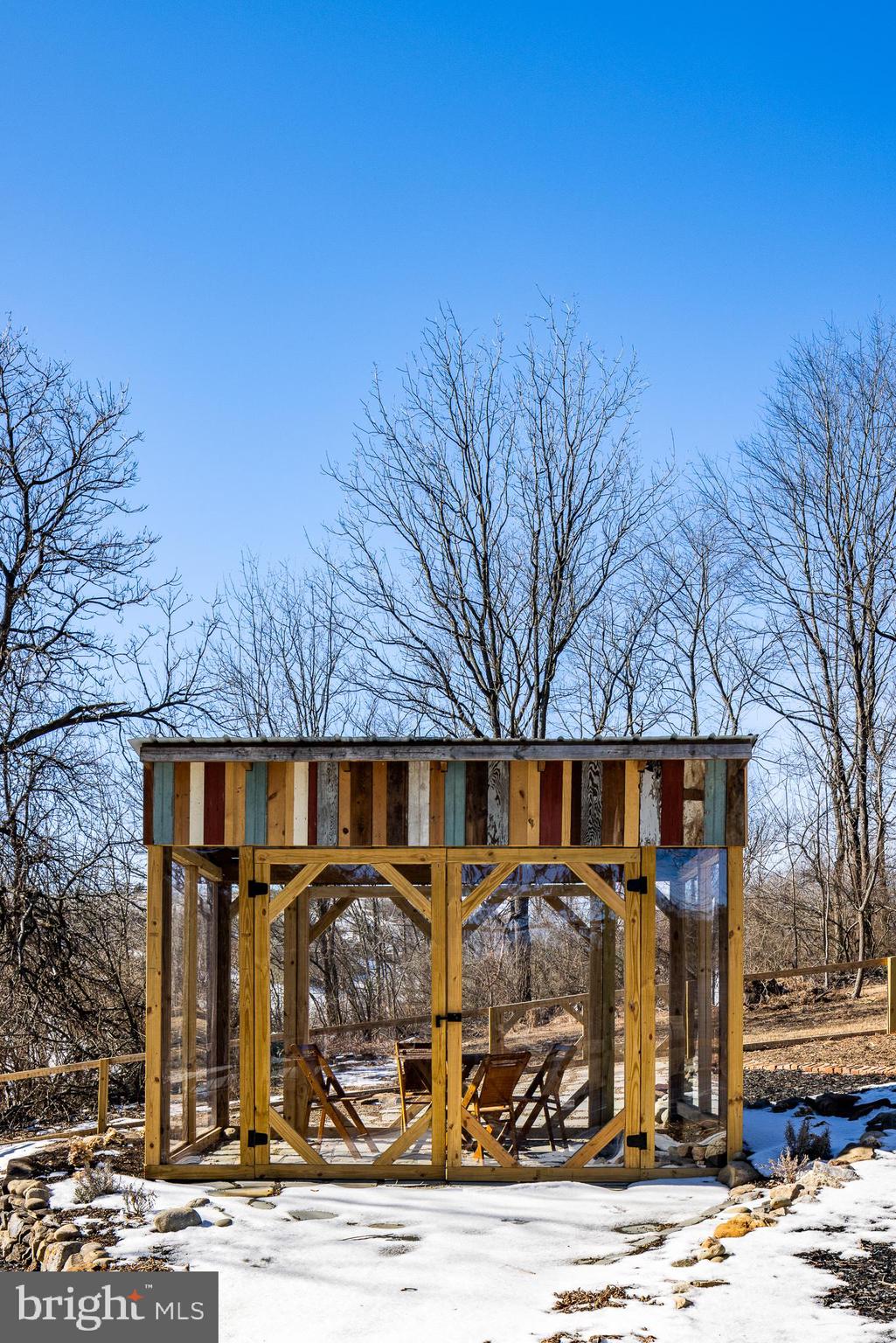 20 ACRE WOODS - Commercial Sale