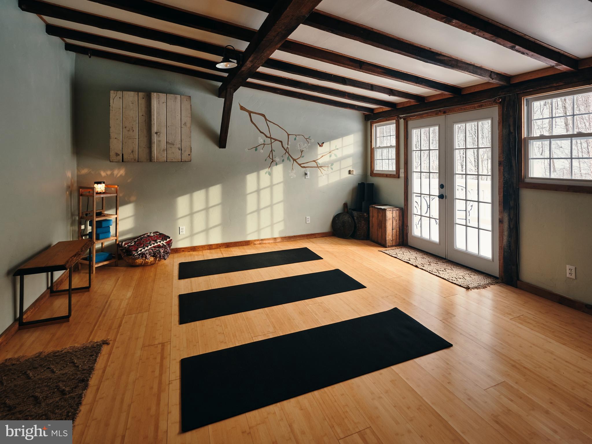 20 ACRE WOODS - Commercial Sale