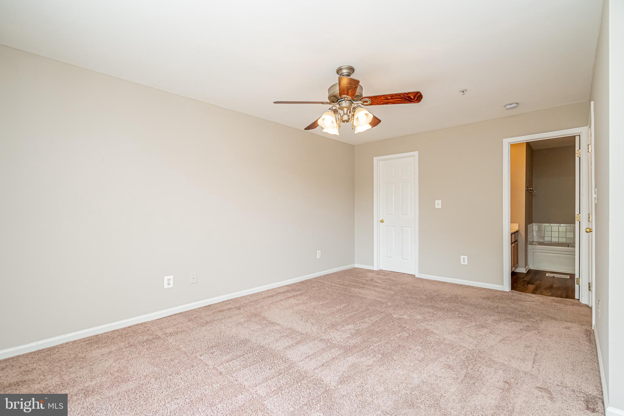 COUNTY CENTER CONDOS - Residential Lease