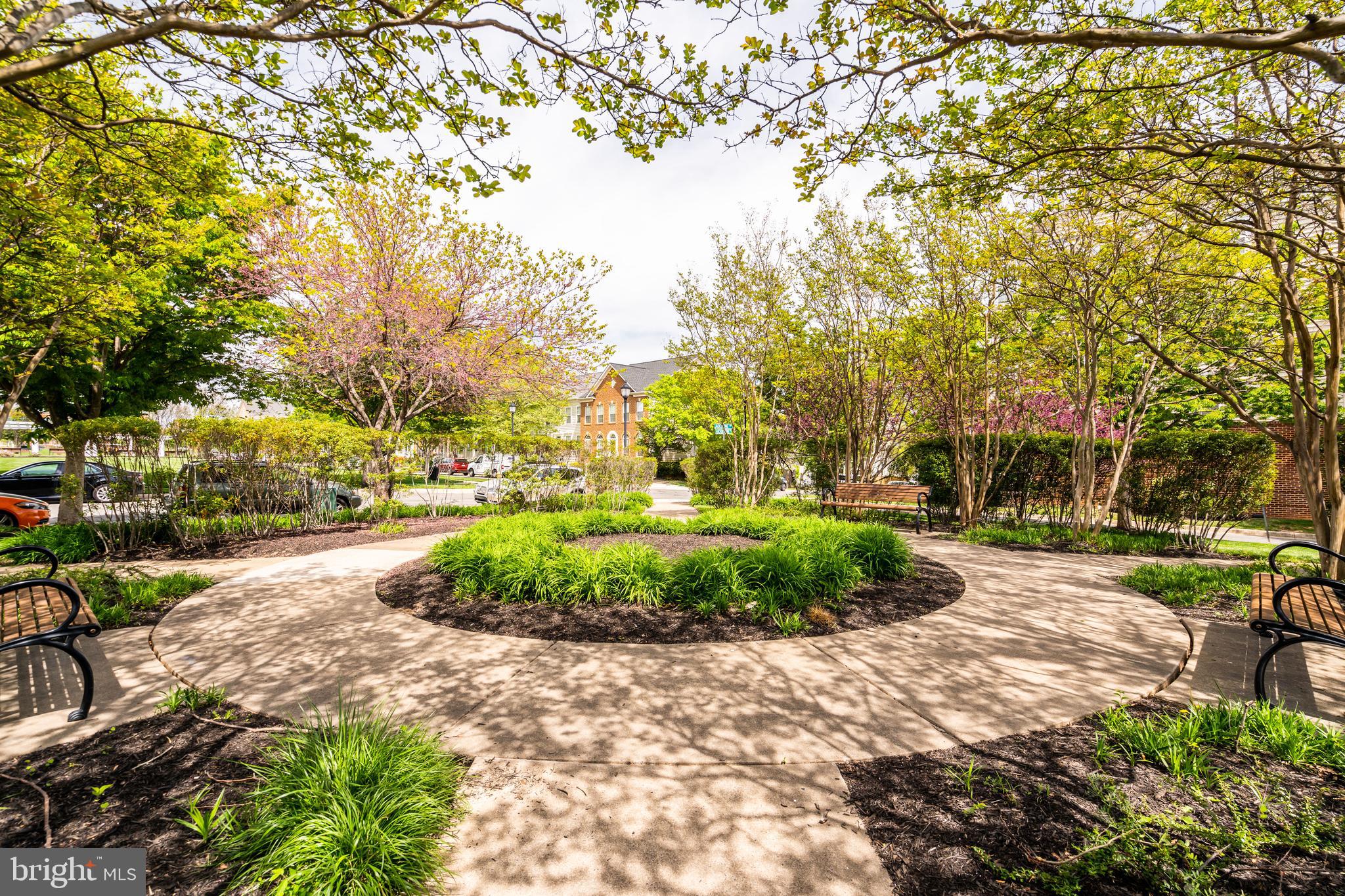 COUNTY CENTER CONDOS - Residential Lease