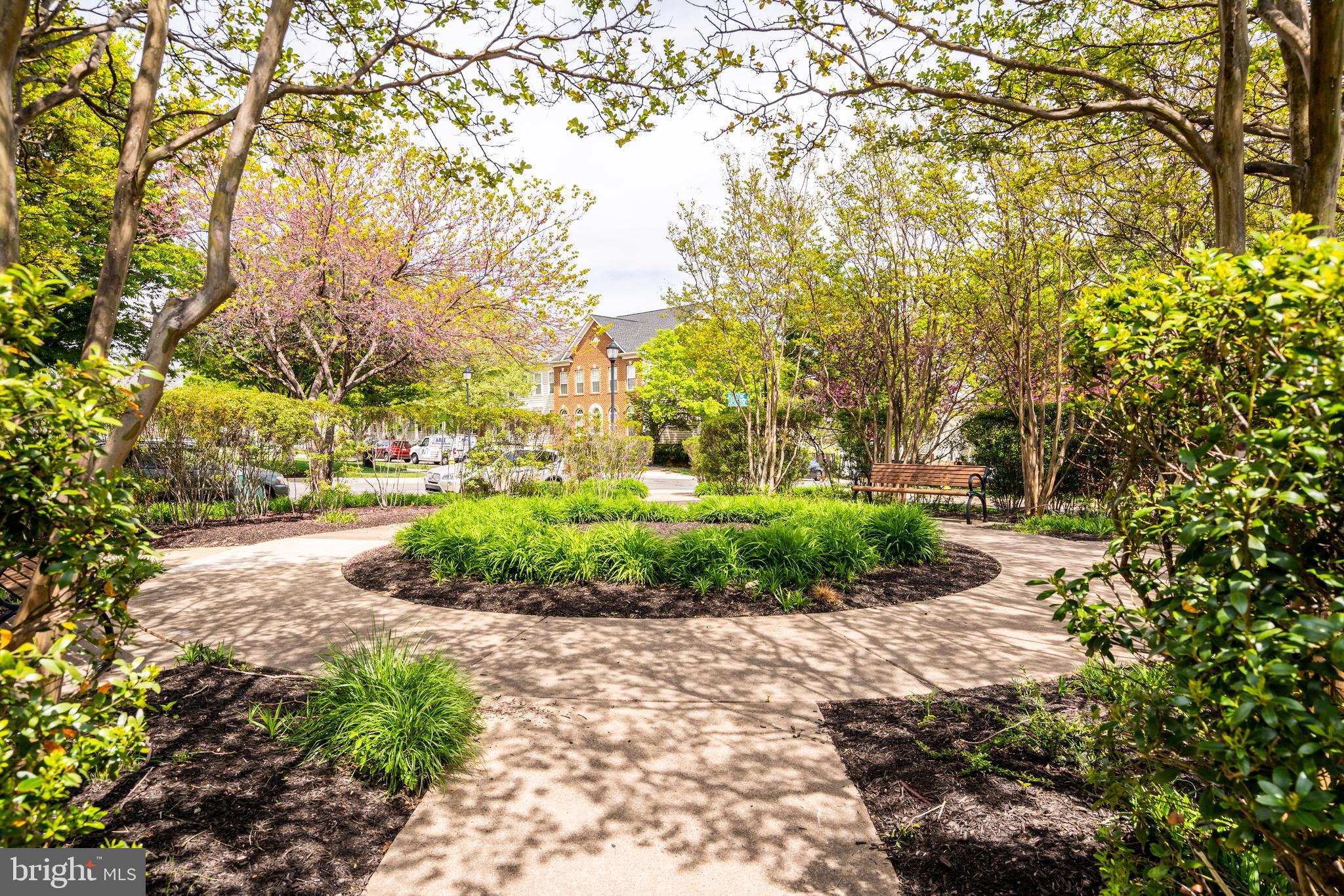 COUNTY CENTER CONDOS - Residential Lease