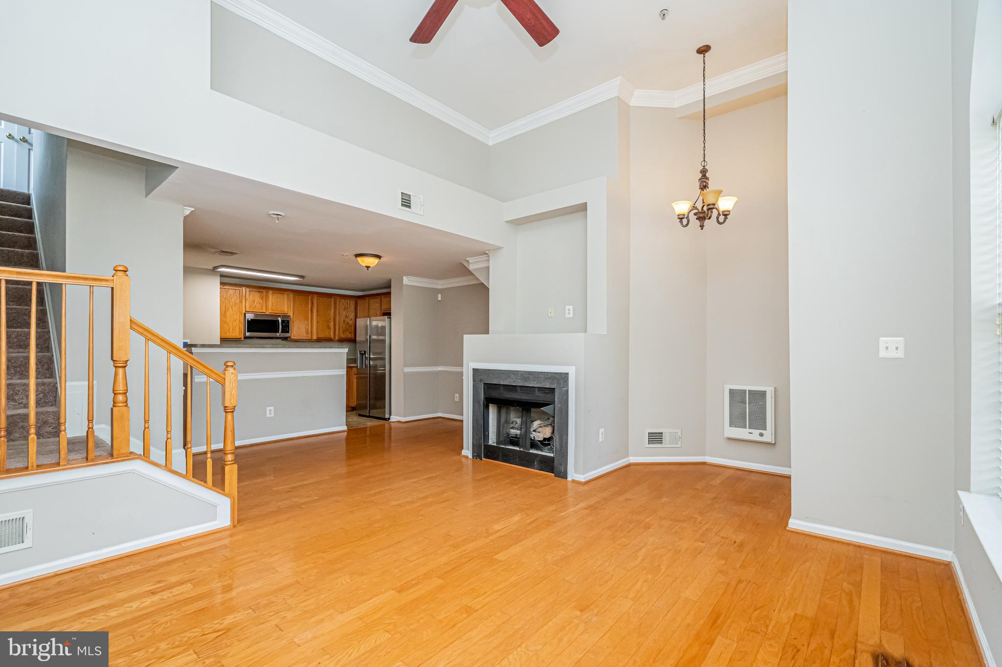 COUNTY CENTER CONDOS - Residential Lease