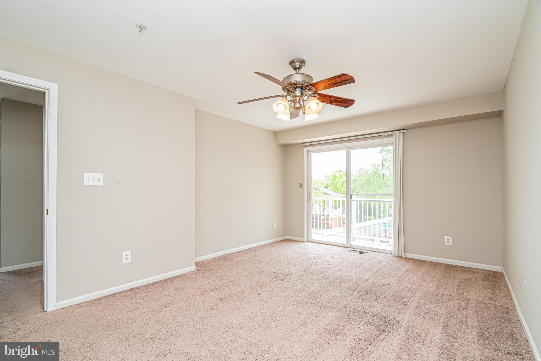 COUNTY CENTER CONDOS - Residential Lease