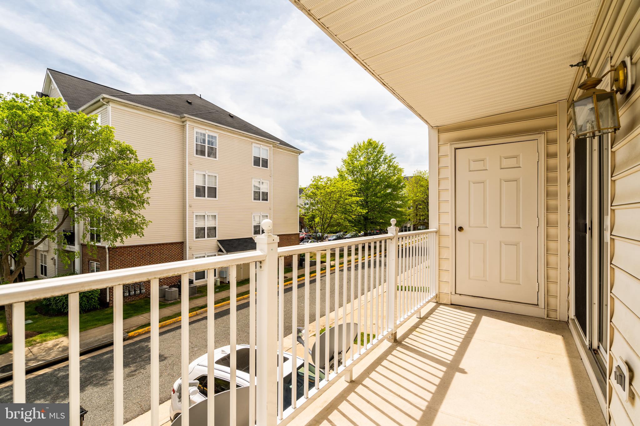 COUNTY CENTER CONDOS - Residential Lease