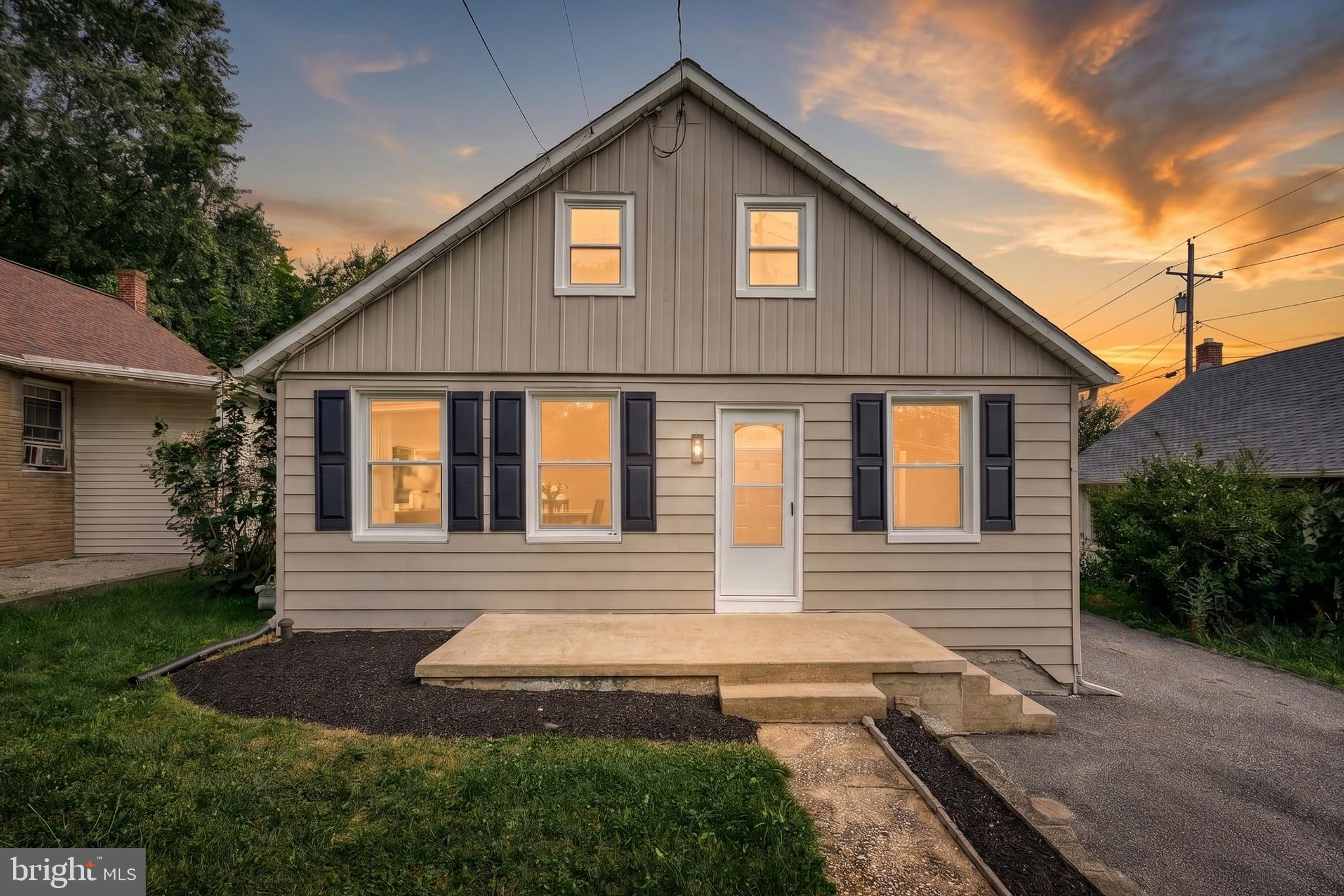 16 E TOLNA ROAD