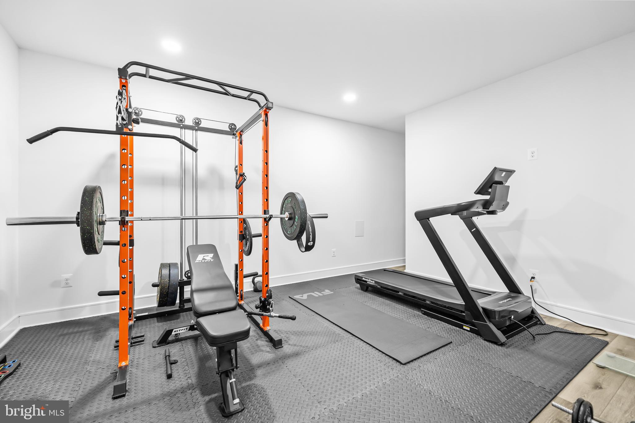 GLENMORE FARM - Residential