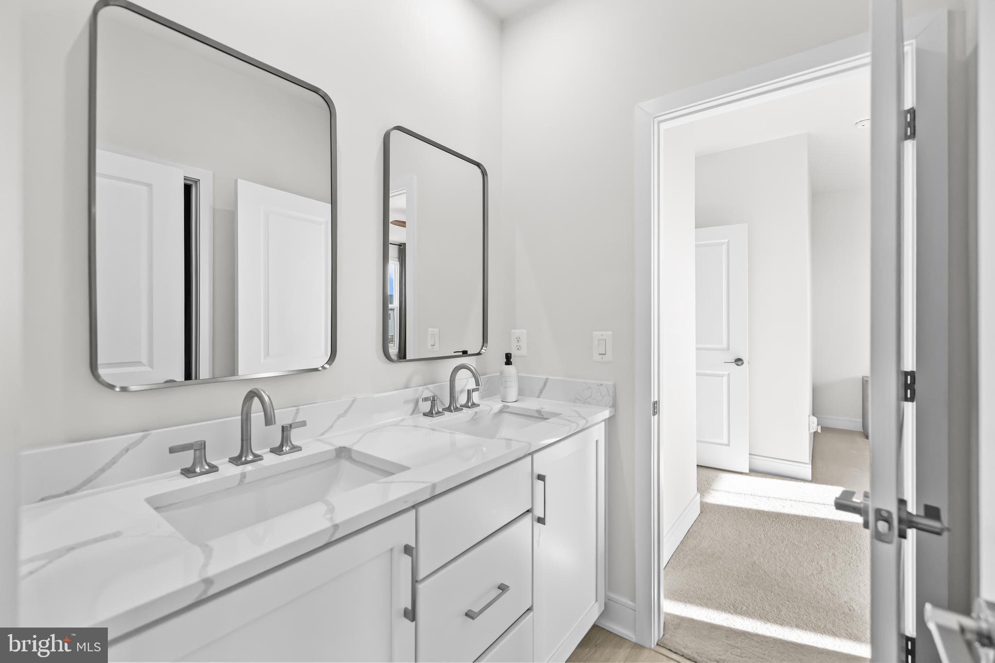 GLENMORE FARM - Residential