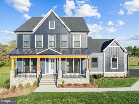 Photo of 14733 Fordson Court, WATERFORD, VA 20197 (MLS # VALO2120758)