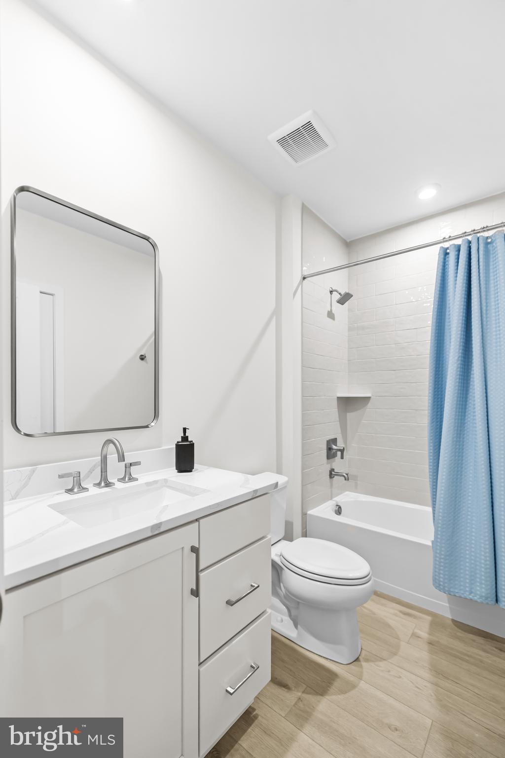 GLENMORE FARM - Residential